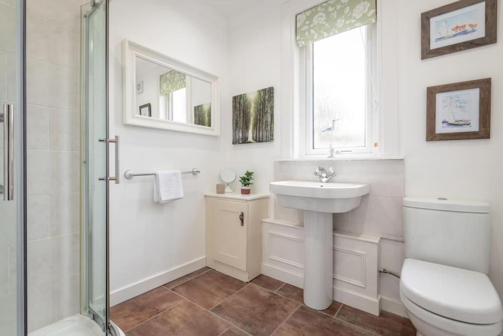 Heather Cottage, 2 Bedroom In Comrie Extérieur photo