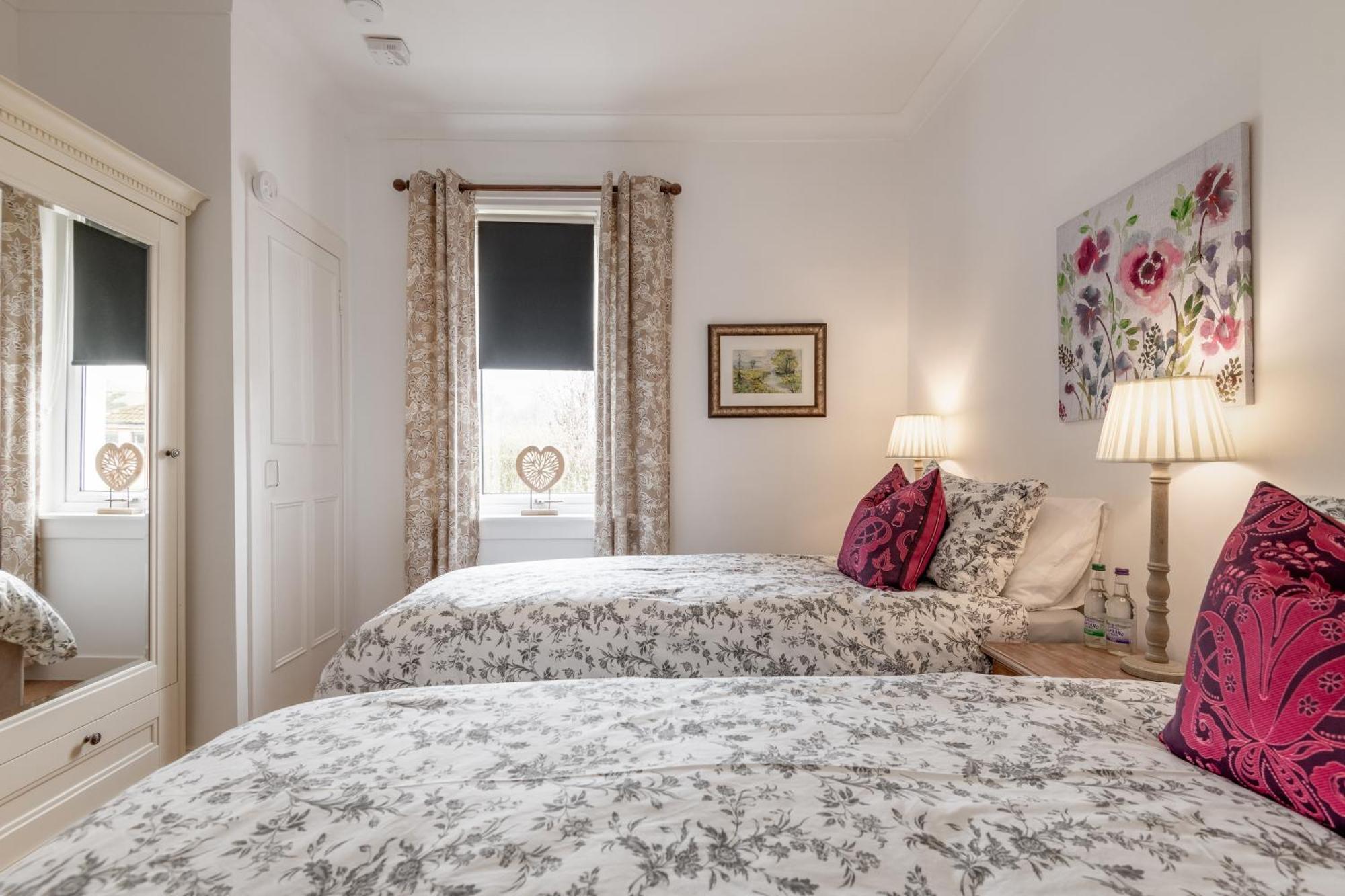 Heather Cottage, 2 Bedroom In Comrie Extérieur photo